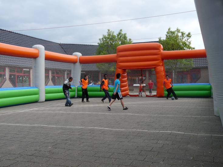 Voetbalboarding kooi € 350,-